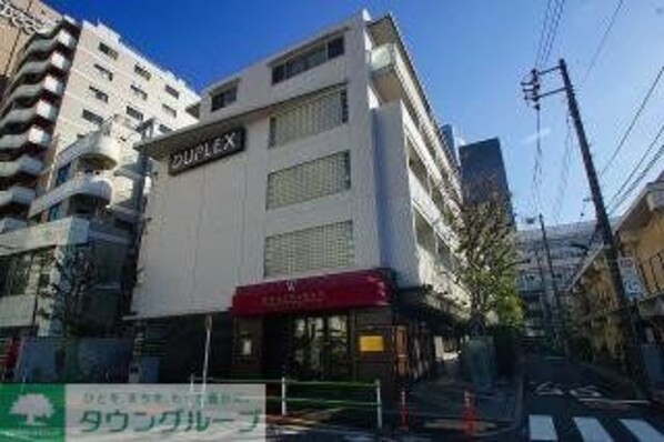 六本木デュープレックスの物件外観写真